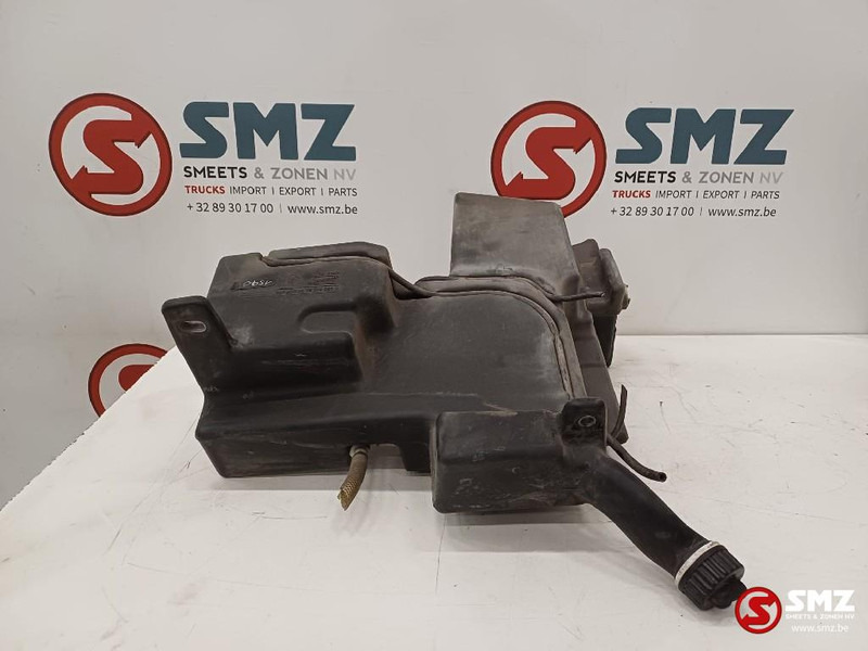 Mercedes-Benz Occ ruitenvloeistofreservoir Mercedes - Стъкло и части за Камион: снимка 2 Mercedes-Benz Occ ruitenvloeistofreservoir Mercedes - Стъкло и части за Камион: снимка 2