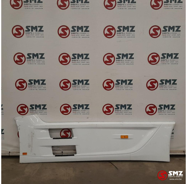 Mercedes-Benz Occ side skirt links Mercedes - Рама/ Шаси за Камион: снимка 1 Mercedes-Benz Occ side skirt links Mercedes - Рама/ Шаси за Камион: снимка 1
