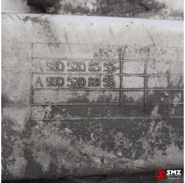 Mercedes-Benz Occ side skirt links Mercedes - Рама/ Шаси за Камион: снимка 3 Mercedes-Benz Occ side skirt links Mercedes - Рама/ Шаси за Камион: снимка 3