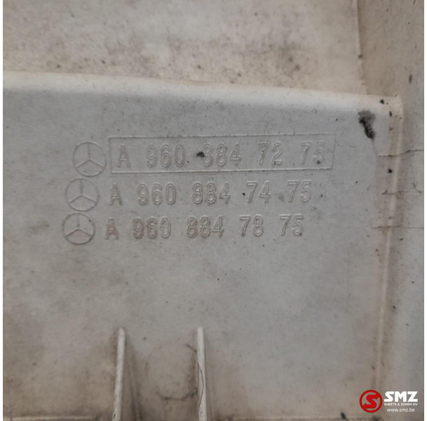 Mercedes-Benz Occ spatbord links Mercedes - Каросерия и екстериор за Камион: снимка 3 Mercedes-Benz Occ spatbord links Mercedes - Каросерия и екстериор за Камион: снимка 3