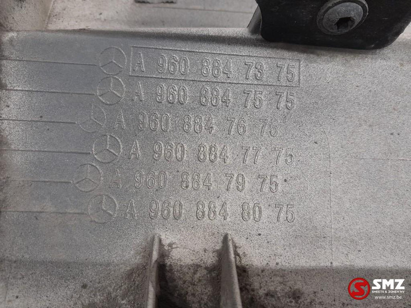 Mercedes-Benz Occ spatbordverlenger rechts Mercedes - Каросерия и екстериор за Камион: снимка 3 Mercedes-Benz Occ spatbordverlenger rechts Mercedes - Каросерия и екстериор за Камион: снимка 3