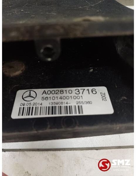 Mercedes-Benz Occ trottoirspiegel Mercedes - Огледало за задно виждане за Камион: снимка 3 Mercedes-Benz Occ trottoirspiegel Mercedes - Огледало за задно виждане за Камион: снимка 3