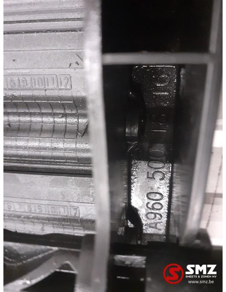 Mercedes-Benz Occ ventilatorkap Mercedes - Радиаторна решетка за Камион: снимка 3 Mercedes-Benz Occ ventilatorkap Mercedes - Радиаторна решетка за Камион: снимка 3