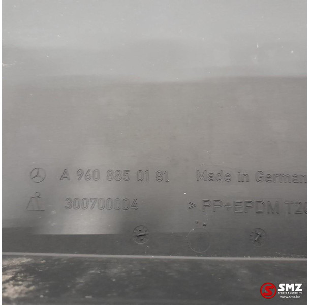 Mercedes-Benz Occ voorgrille Mercedes - Радиаторна решетка за Камион: снимка 3 Mercedes-Benz Occ voorgrille Mercedes - Радиаторна решетка за Камион: снимка 3