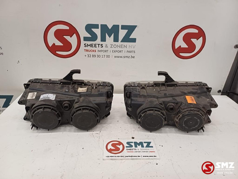 Mercedes-Benz Set koplampen L/R Mercedes - Преден фар за Камион: снимка 2 Mercedes-Benz Set koplampen L/R Mercedes - Преден фар за Камион: снимка 2