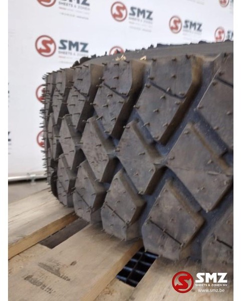 Michelin Occ Band 295/80R22.5 Michelin - Гума за Камион: снимка 1 Michelin Occ Band 295/80R22.5 Michelin - Гума за Камион: снимка 1