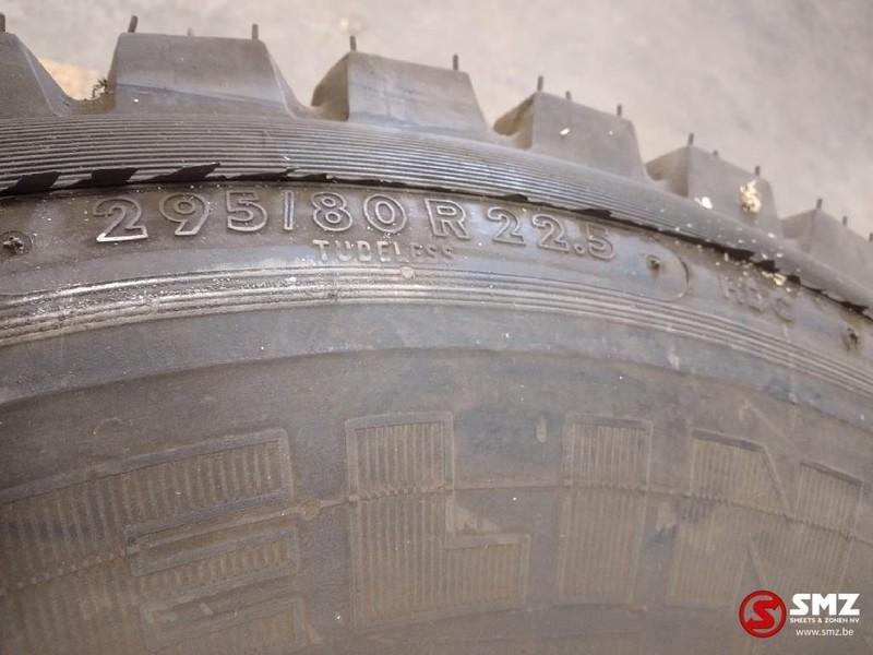 Michelin Occ Band 295/80R22.5 Michelin - Гума за Камион: снимка 3 Michelin Occ Band 295/80R22.5 Michelin - Гума за Камион: снимка 3