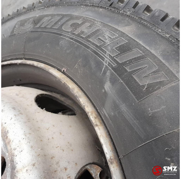 Michelin Occ vrachtwagenband 295/60R22.5 150/147K Michelin - Гума за Камион: снимка 2 Michelin Occ vrachtwagenband 295/60R22.5 150/147K Michelin - Гума за Камион: снимка 2