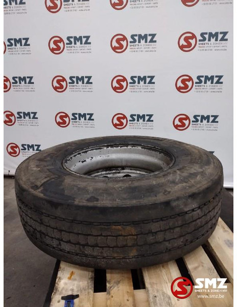 Michelin Occ vrachtwagenband Michelin 315/80R22.5 - Гума за Камион: снимка 1 Michelin Occ vrachtwagenband Michelin 315/80R22.5 - Гума за Камион: снимка 1