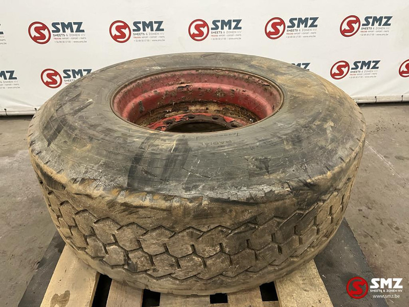Michelin Occ vrachtwagenband Michelin 425/65R22.5 - Гума за Камион: снимка 2 Michelin Occ vrachtwagenband Michelin 425/65R22.5 - Гума за Камион: снимка 2