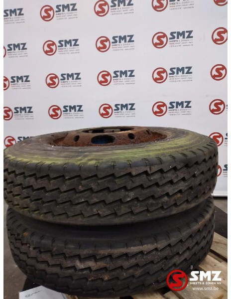 Pirelli Occ vrachtwagenband Pirelli Cinturato 11 00 R 20 - Гума за Камион: снимка 1 Pirelli Occ vrachtwagenband Pirelli Cinturato 11 00 R 20 - Гума за Камион: снимка 1