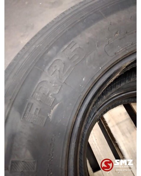 Pirelli Occ vrachtwagenband Pirelli FR25 315/80R22.5 - Гума за Камион: снимка 4 Pirelli Occ vrachtwagenband Pirelli FR25 315/80R22.5 - Гума за Камион: снимка 4