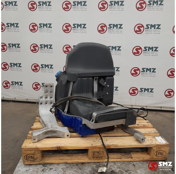 Renault Occ AdBluetank + Adblueniveausensor + AdBluepomp + - Горивна система за Камион: снимка 2 Renault Occ AdBluetank + Adblueniveausensor + AdBluepomp + - Горивна система за Камион: снимка 2