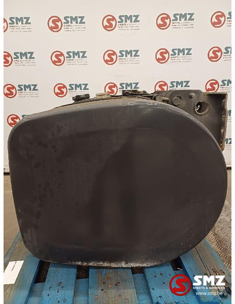 Renault Occ brandstoftank + brandstofniveausensor 315L Ren - Резервоар за гориво за Камион: снимка 3 Renault Occ brandstoftank + brandstofniveausensor 315L Ren - Резервоар за гориво за Камион: снимка 3