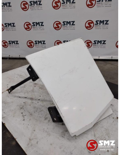 Renault Occ cabinespoiler links Renault - Аеродинамика/ Спойлер за Камион: снимка 1 Renault Occ cabinespoiler links Renault - Аеродинамика/ Спойлер за Камион: снимка 1