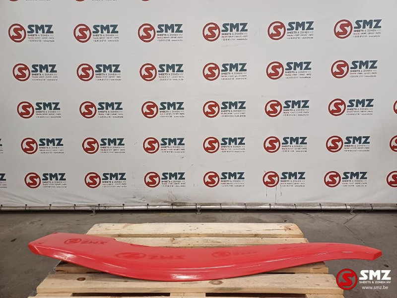 Renault Occ cabinespoiler links Renault - Аеродинамика/ Спойлер за Камион: снимка 2 Renault Occ cabinespoiler links Renault - Аеродинамика/ Спойлер за Камион: снимка 2