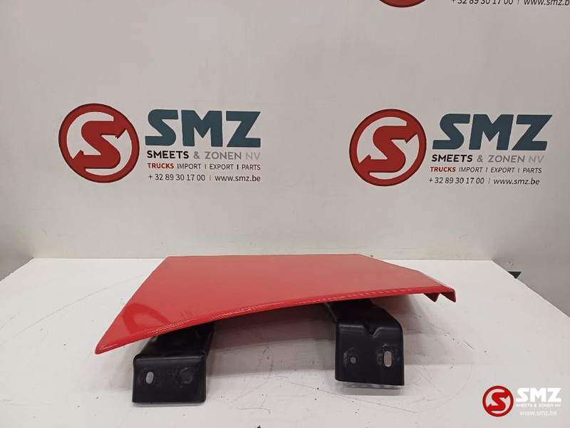 Renault Occ cabinespoiler linksboven Renault - Аеродинамика/ Спойлер за Камион: снимка 4 Renault Occ cabinespoiler linksboven Renault - Аеродинамика/ Спойлер за Камион: снимка 4