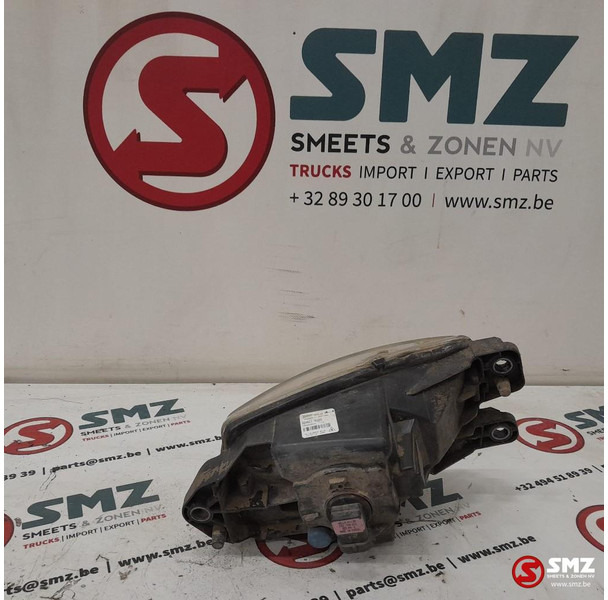 Renault Occ mistlicht links Renault - Фар срещу мъгла за Камион: снимка 2 Renault Occ mistlicht links Renault - Фар срещу мъгла за Камион: снимка 2