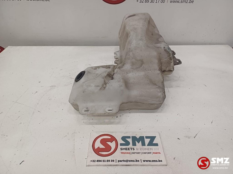 Renault Occ ruitensproeierreservoir Renault T 82303046 - Чистачка за Камион: снимка 2 Renault Occ ruitensproeierreservoir Renault T 82303046 - Чистачка за Камион: снимка 2