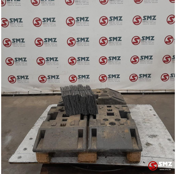 Diversen Occ lot steunvoeten verkeersborden - Резервни части за Камион: снимка 3 Diversen Occ lot steunvoeten verkeersborden - Резервни части за Камион: снимка 3