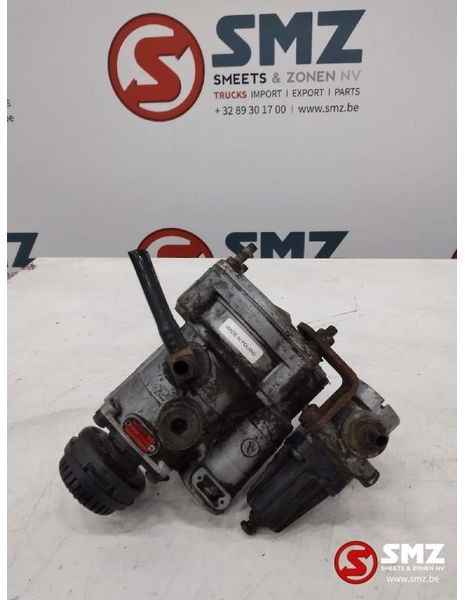 MAN Occ aanhangwagenstuurventiel MAN TGS 9730090067 - Резервни части за Камион: снимка 1 MAN Occ aanhangwagenstuurventiel MAN TGS 9730090067 - Резервни части за Камион: снимка 1