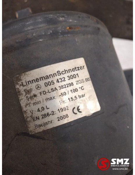 Mercedes-Benz Occ set luchtketels 4L 7.5L 25L 15.5Bar Mercedes A - Резервни части за Камион: снимка 4 Mercedes-Benz Occ set luchtketels 4L 7.5L 25L 15.5Bar Mercedes A - Резервни части за Камион: снимка 4