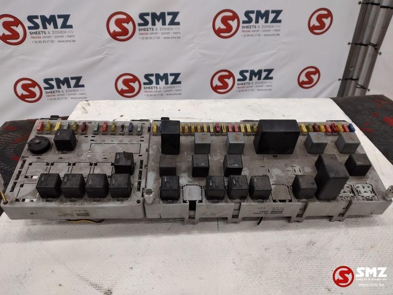 Scania Occ Zekeringskast Scania 4-serie - Предпазител за Камион: снимка 1 Scania Occ Zekeringskast Scania 4-serie - Предпазител за Камион: снимка 1