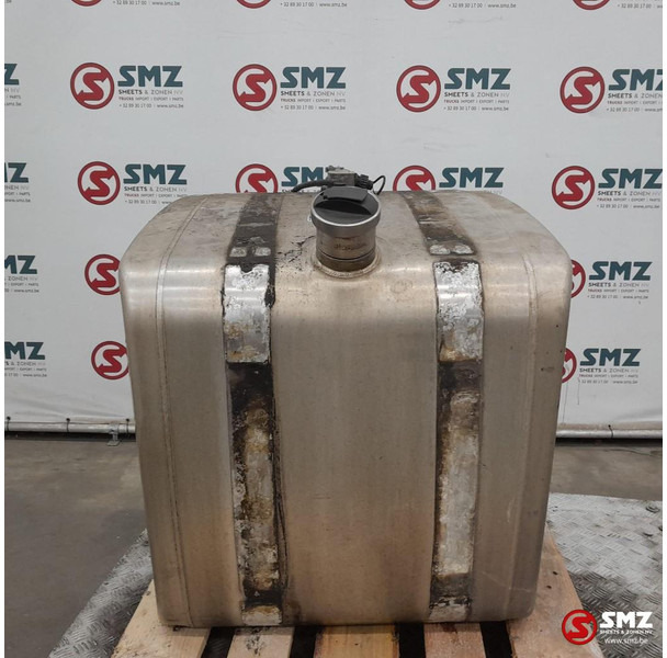 Scania Occ brandstoftank 320L Scania - Резервоар за гориво за Камион: снимка 1 Scania Occ brandstoftank 320L Scania - Резервоар за гориво за Камион: снимка 1