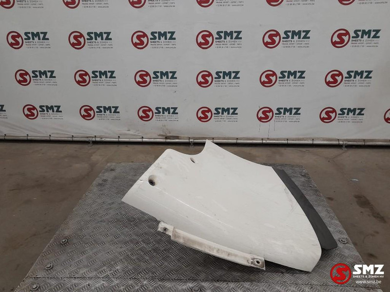 Scania Occ cabinespoiler rechtsboven Scania - Аеродинамика/ Спойлер за Камион: снимка 2 Scania Occ cabinespoiler rechtsboven Scania - Аеродинамика/ Спойлер за Камион: снимка 2