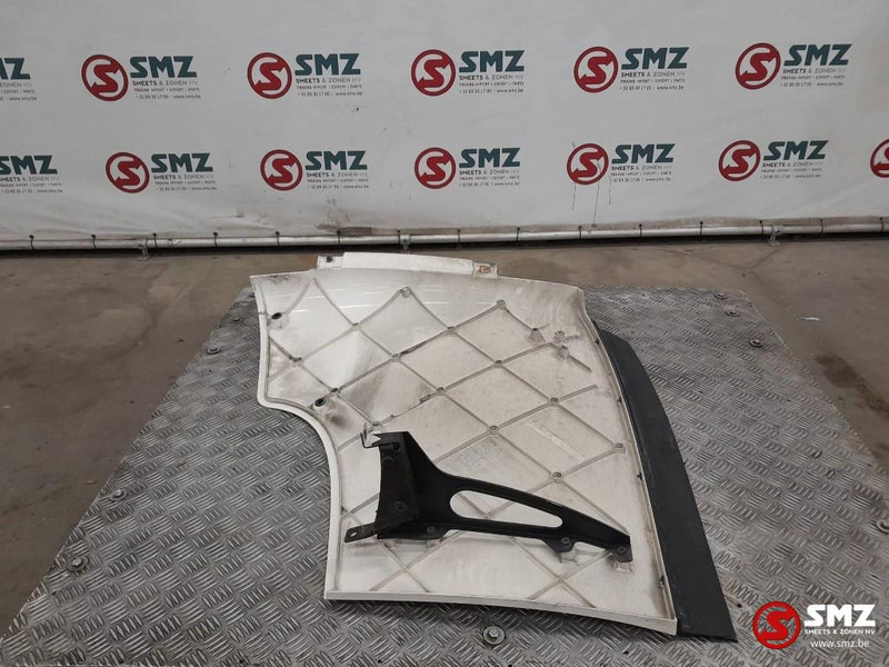 Scania Occ cabinespoiler rechtsboven Scania - Аеродинамика/ Спойлер за Камион: снимка 5 Scania Occ cabinespoiler rechtsboven Scania - Аеродинамика/ Спойлер за Камион: снимка 5