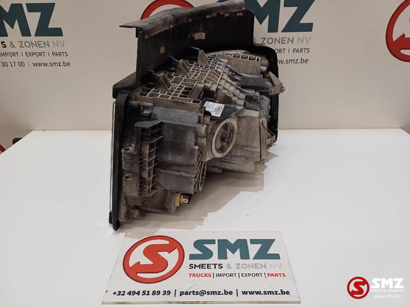 Scania Occ koplamp rechts Scania - Преден фар за Камион: снимка 4 Scania Occ koplamp rechts Scania - Преден фар за Камион: снимка 4