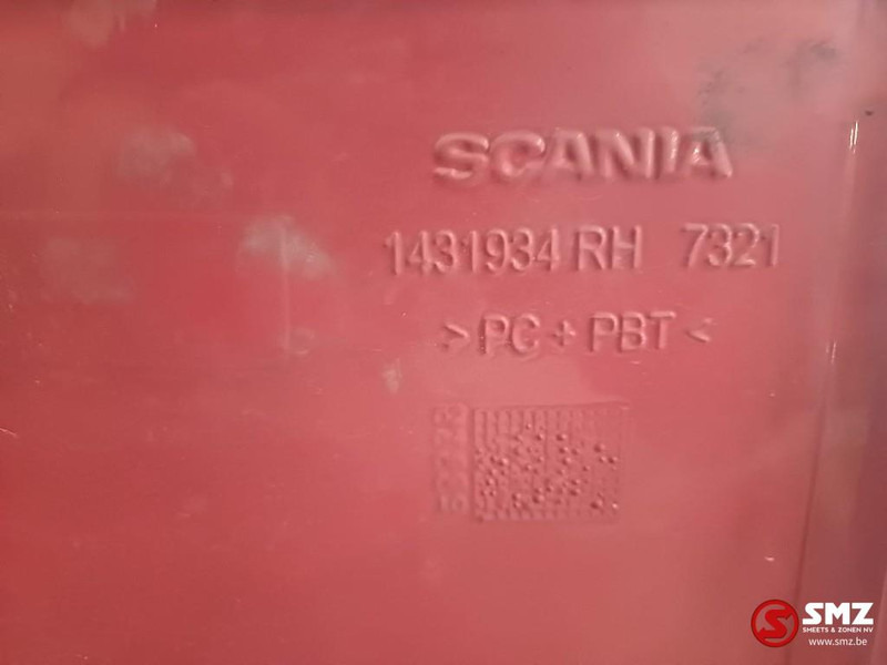 Каросерия и екстериор за Камион Scania Occ spatbord linksvooraan + rechtsachteraan Scania: снимка 6