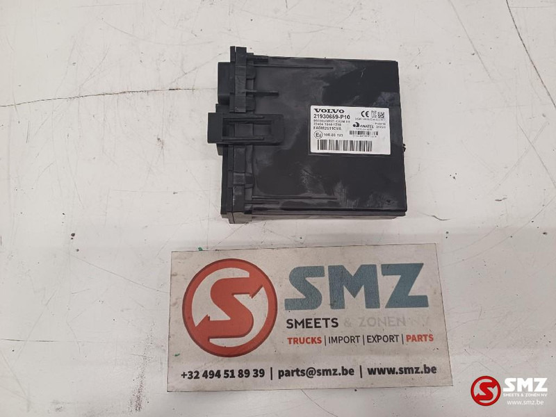 Volvo Occ ECU CIOM HI besturingseenheid Volvo - Блок за управление за Камион: снимка 2 Volvo Occ ECU CIOM HI besturingseenheid Volvo - Блок за управление за Камион: снимка 2