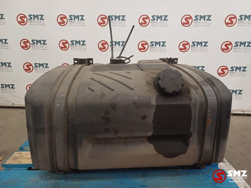 Volvo Occ brandstoftank + steunen + niveausensor Volvo - Резервоар за гориво за Камион: снимка 1 Volvo Occ brandstoftank + steunen + niveausensor Volvo - Резервоар за гориво за Камион: снимка 1