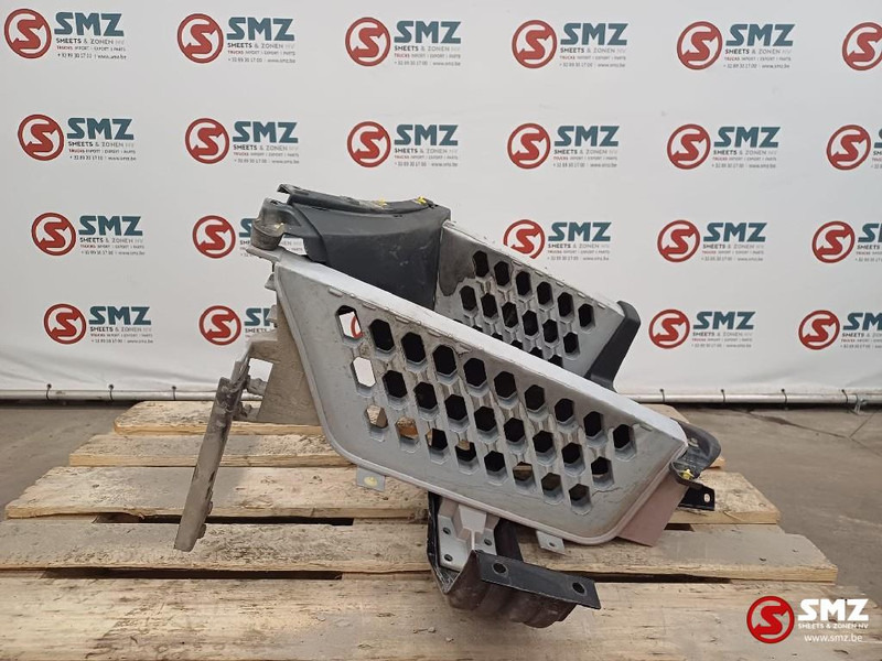 Volvo Occ opstapbak links Volvo - Кабина и интериор за Камион: снимка 3 Volvo Occ opstapbak links Volvo - Кабина и интериор за Камион: снимка 3