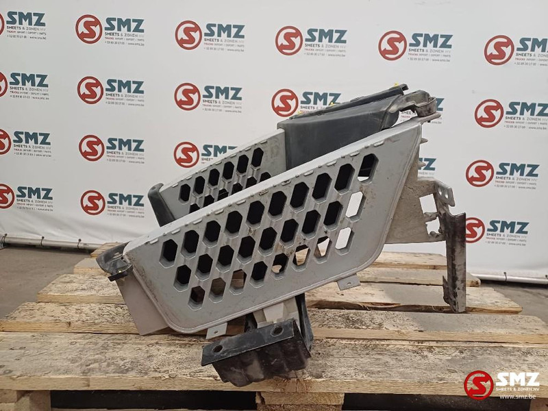 Volvo Occ opstapbak rechts Volvo - Кабина и интериор за Камион: снимка 3 Volvo Occ opstapbak rechts Volvo - Кабина и интериор за Камион: снимка 3