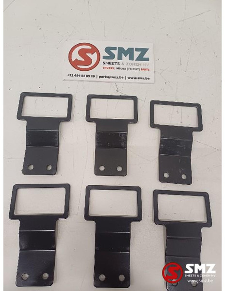 Volvo Occ set van 6 LED zijmarkeringslichten + bevestigi - Светлина/ Осветление за Камион: снимка 2 Volvo Occ set van 6 LED zijmarkeringslichten + bevestigi - Светлина/ Осветление за Камион: снимка 2