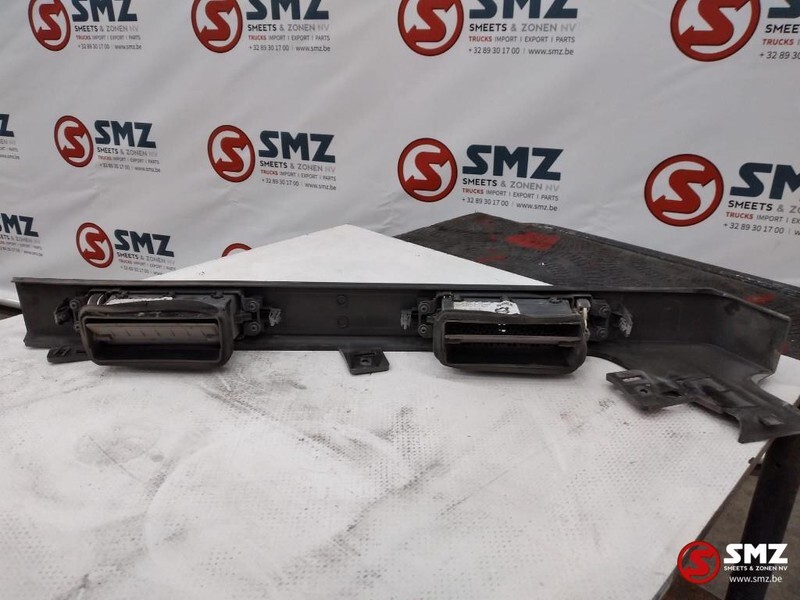 Volvo Occ ventilatie paneel Volvo FH4 - Кабина и интериор за Камион: снимка 2 Volvo Occ ventilatie paneel Volvo FH4 - Кабина и интериор за Камион: снимка 2