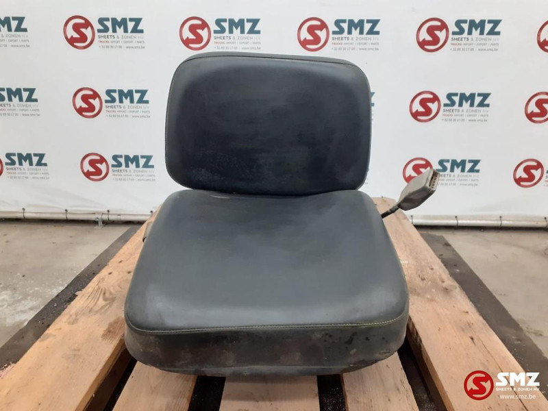 Zettelmeyer Occ bijrijdersstoel Zettelmeyer - Кабина и интериор за Камион: снимка 1 Zettelmeyer Occ bijrijdersstoel Zettelmeyer - Кабина и интериор за Камион: снимка 1