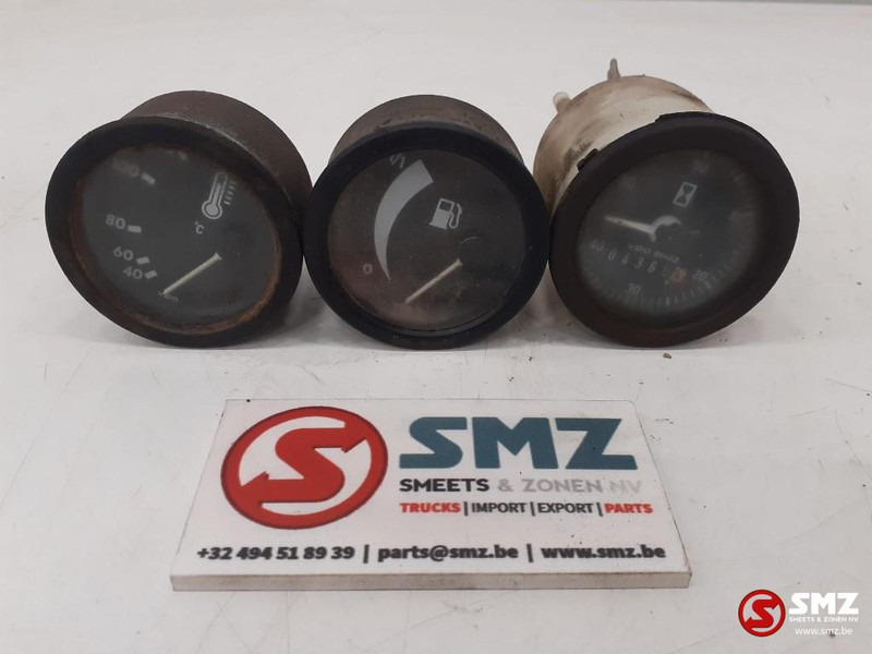 Zettelmeyer Occ set VDO tellers instrumentenpaneel Zettelmeyer - Табло за Камион: снимка 1 Zettelmeyer Occ set VDO tellers instrumentenpaneel Zettelmeyer - Табло за Камион: снимка 1