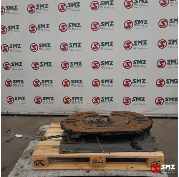 Jost Occ koppelschotel JSK40 + montageplaat Jost - Седло за Камион: снимка 3 Jost Occ koppelschotel JSK40 + montageplaat Jost - Седло за Камион: снимка 3