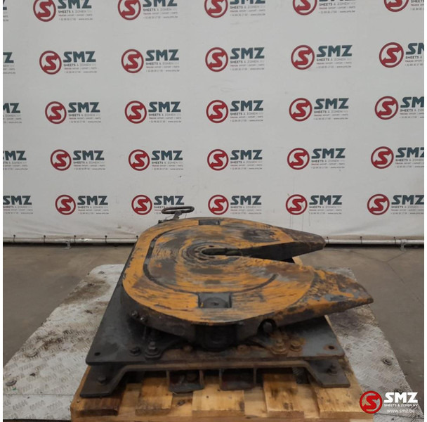 Jost Occ koppelschotel JSK42K + montageplaat JOST - Седло за Камион: снимка 3 Jost Occ koppelschotel JSK42K + montageplaat JOST - Седло за Камион: снимка 3