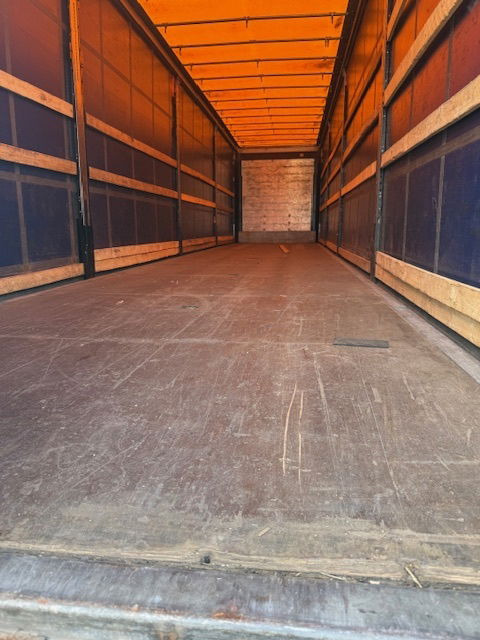 Schmitz Cargobull Laadklep - Брезентово полуремарке: снимка 5 Schmitz Cargobull Laadklep - Брезентово полуремарке: снимка 5