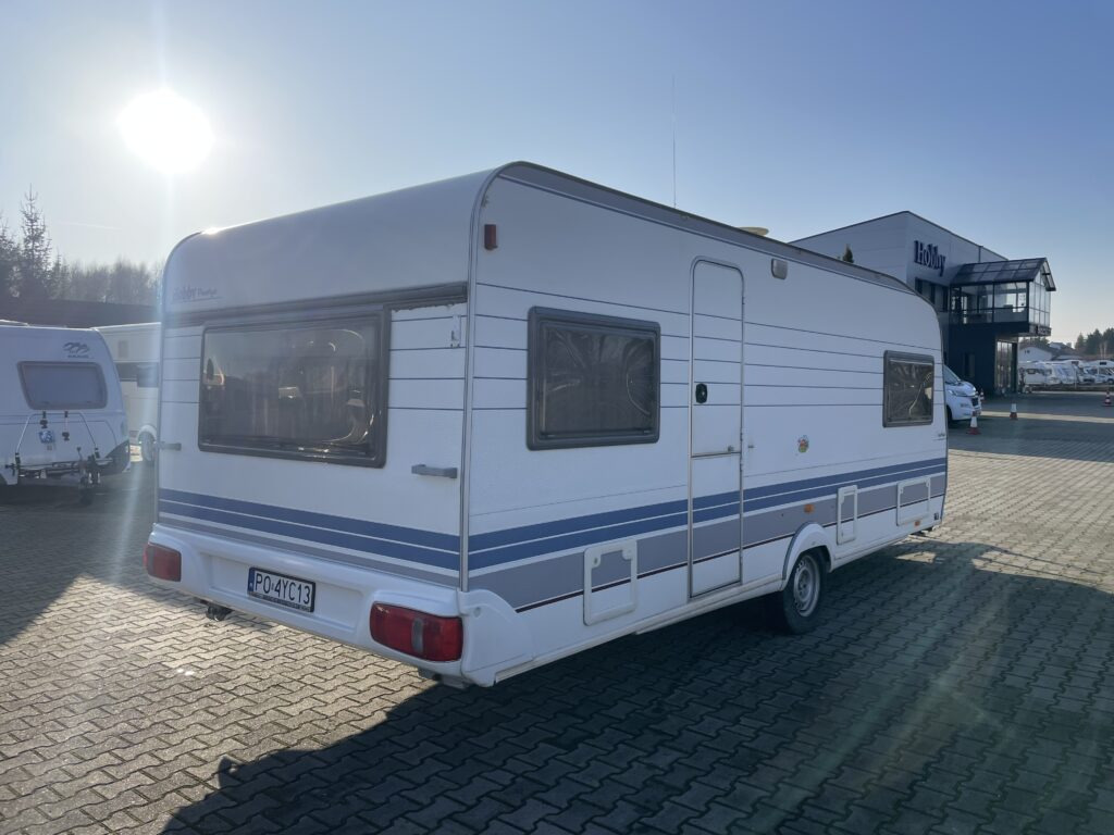 Hobby 560 UL Prestige 1998 - Каравана: снимка 4 Hobby 560 UL Prestige 1998 - Каравана: снимка 4