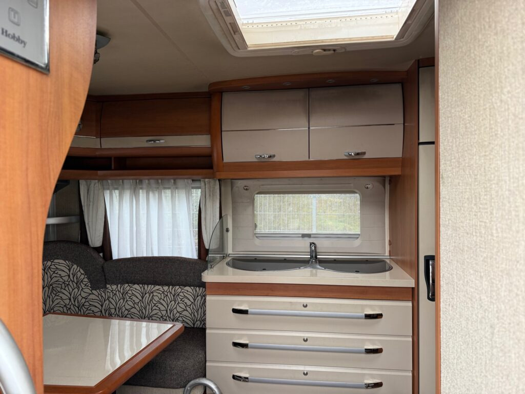 Hobby Excellent 460 UFe 2013 - Каравана: снимка 4 Hobby Excellent 460 UFe 2013 - Каравана: снимка 4