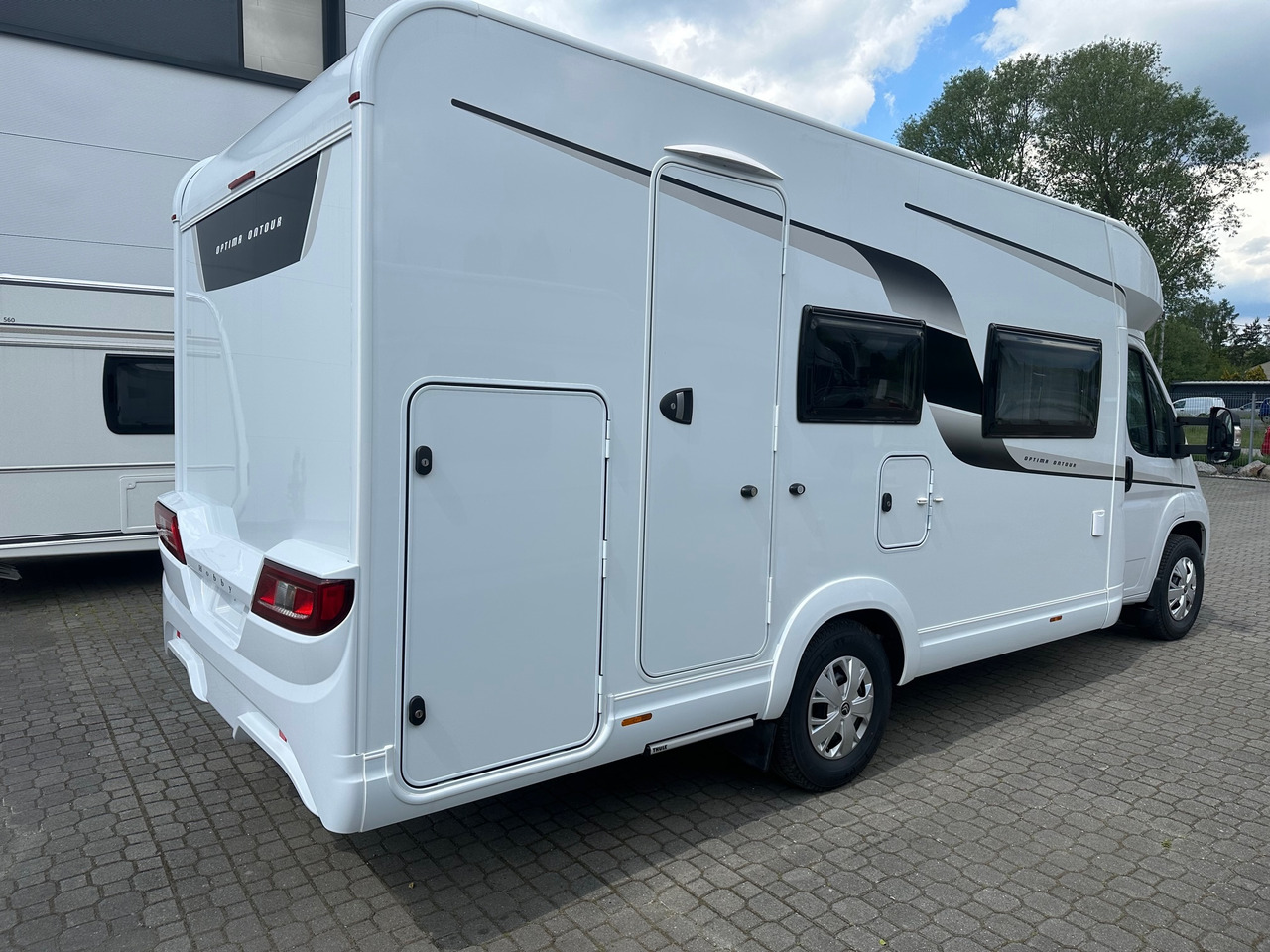 Hobby Optima T65 HKM Ontour 2024 - Полуинтегриран кемпер: снимка 3 Hobby Optima T65 HKM Ontour 2024 - Полуинтегриран кемпер: снимка 3