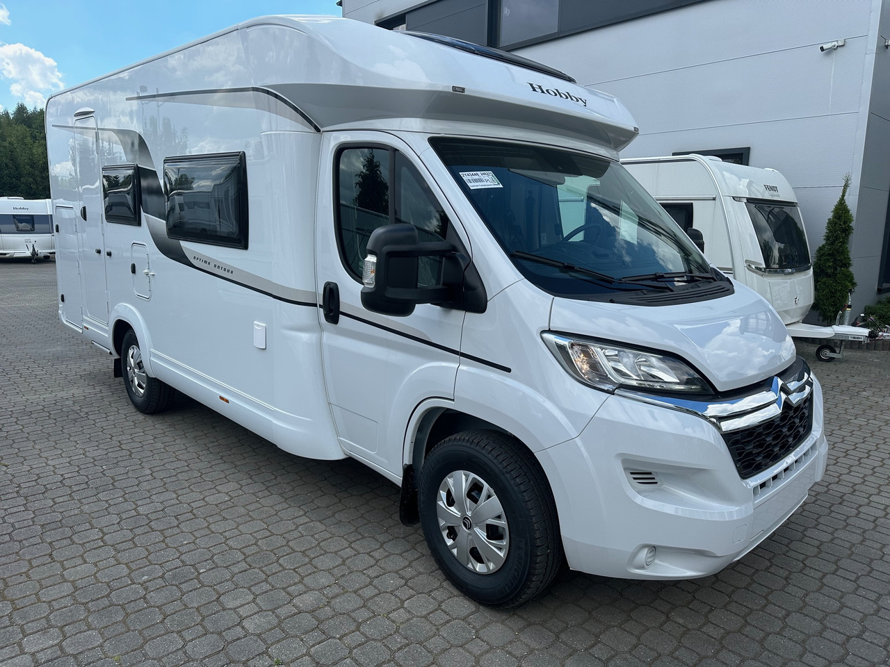 Hobby Optima T65 HKM Ontour 2024 - Полуинтегриран кемпер: снимка 2 Hobby Optima T65 HKM Ontour 2024 - Полуинтегриран кемпер: снимка 2
