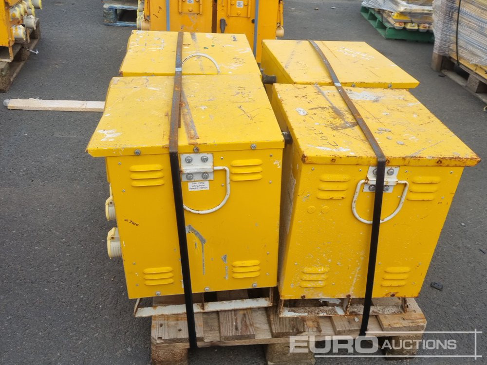 110 Volt 6 Way Transformer (4 of) - Строително оборудване: снимка 4 110 Volt 6 Way Transformer (4 of) - Строително оборудване: снимка 4