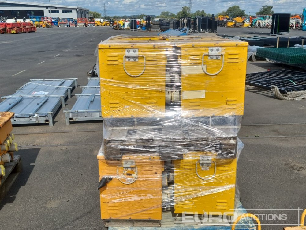 110 Volt 6 Way Transformer (8 of) - Строително оборудване: снимка 4 110 Volt 6 Way Transformer (8 of) - Строително оборудване: снимка 4
