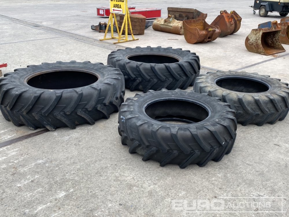 18.4 R38 Michelin Tyres (2 of) & 14.9 R28 Michelin Tyres (2 of) - Гума: снимка 2 18.4 R38 Michelin Tyres (2 of) & 14.9 R28 Michelin Tyres (2 of) - Гума: снимка 2